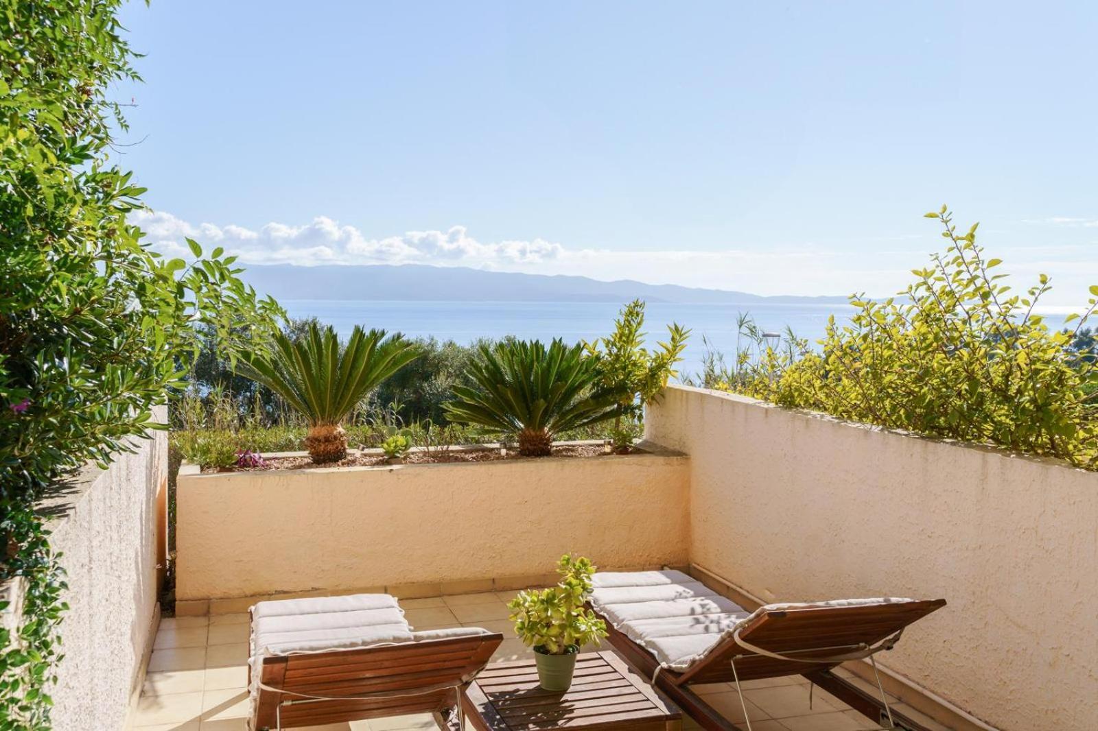 Destinu Marinella Apartment